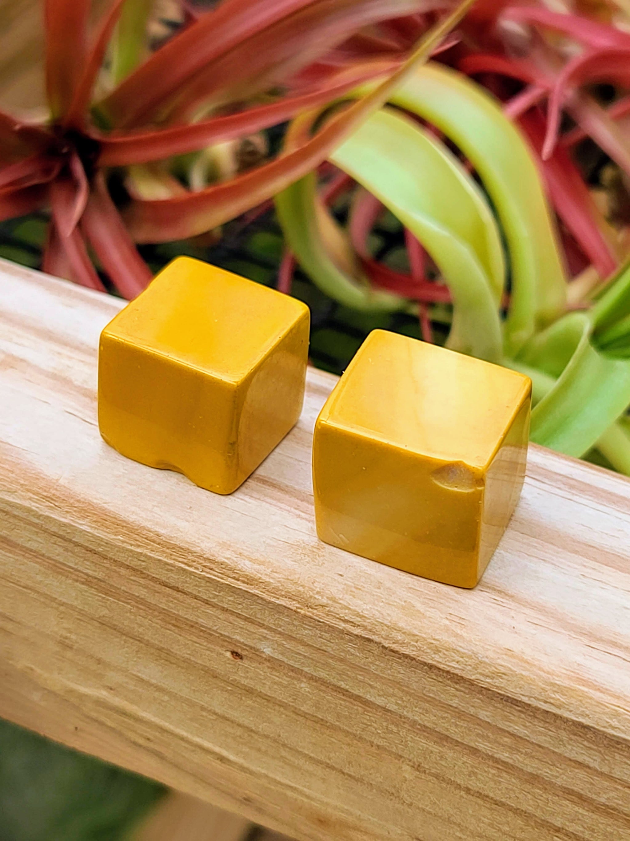 Mookaite Cube