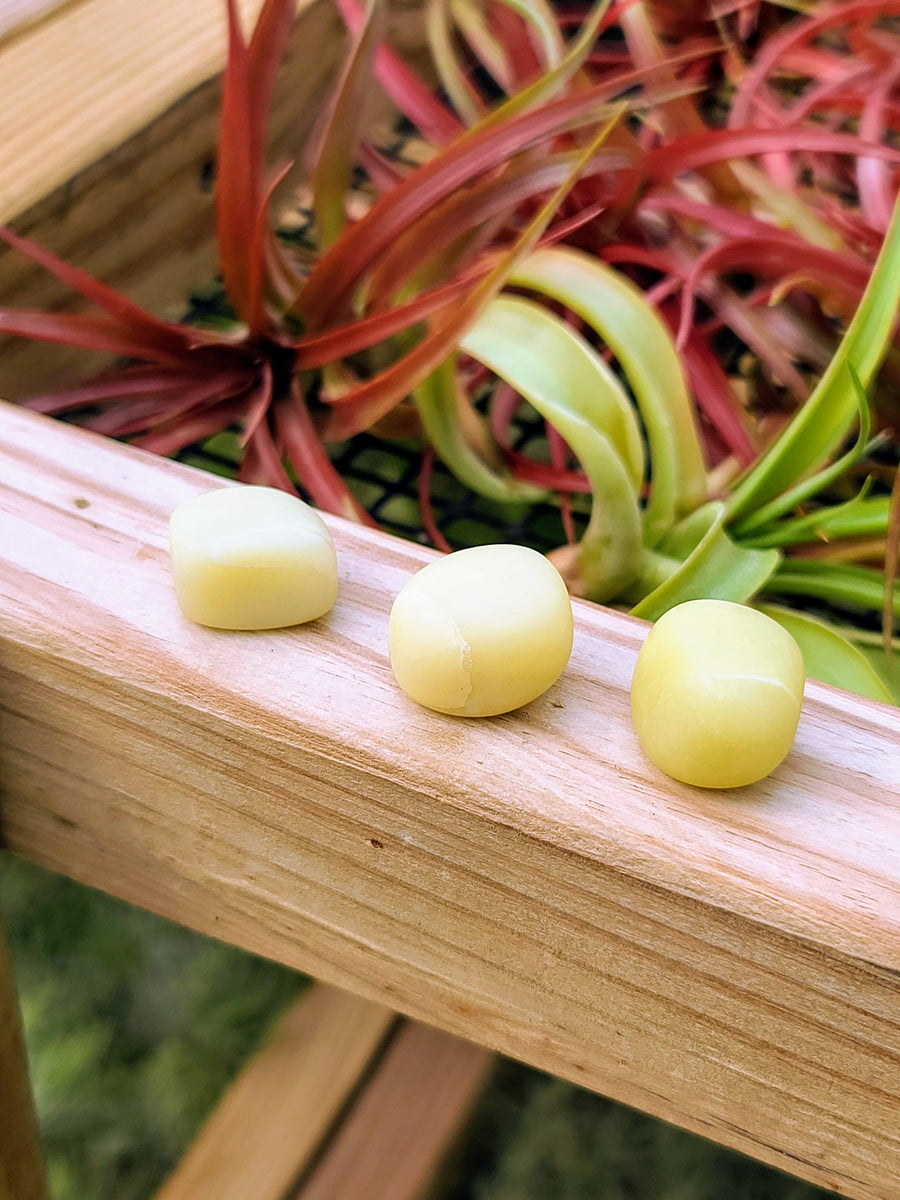 Yellow Jade Tumble