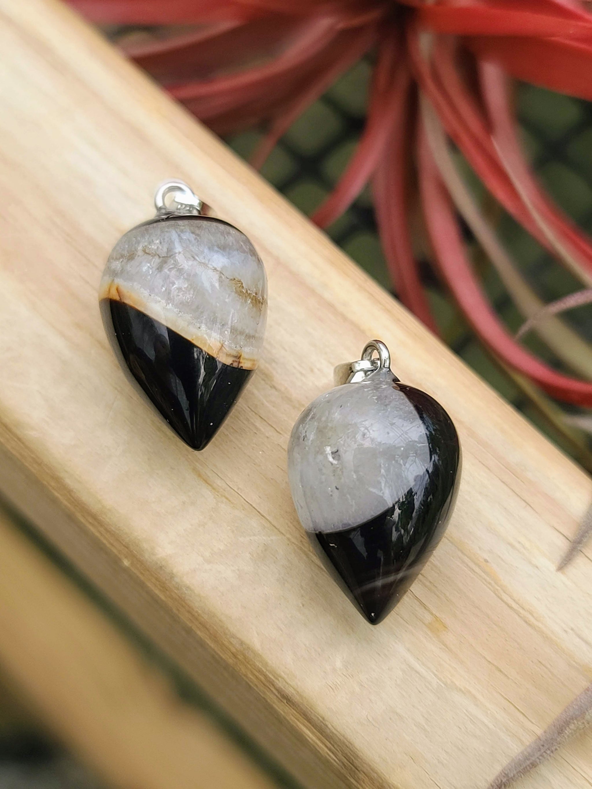 Black And White Agate Teardrop Pendant