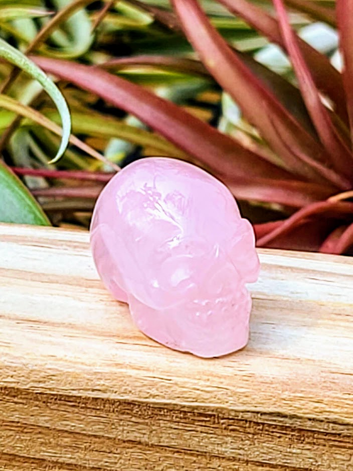 Mini Rose Quartz Skull Carving