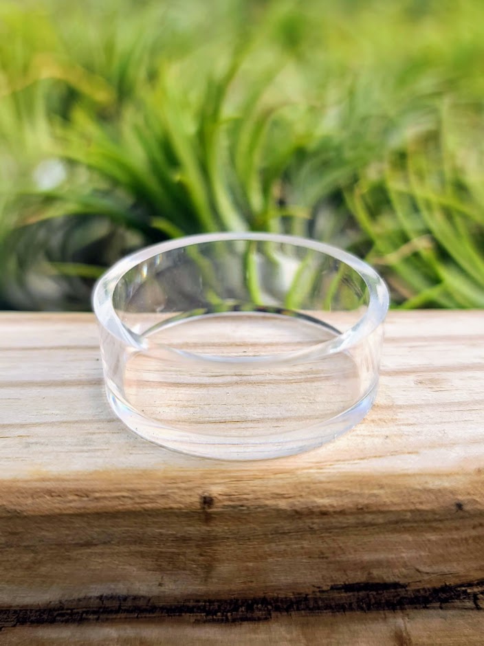 Medium Round Crystal Stand