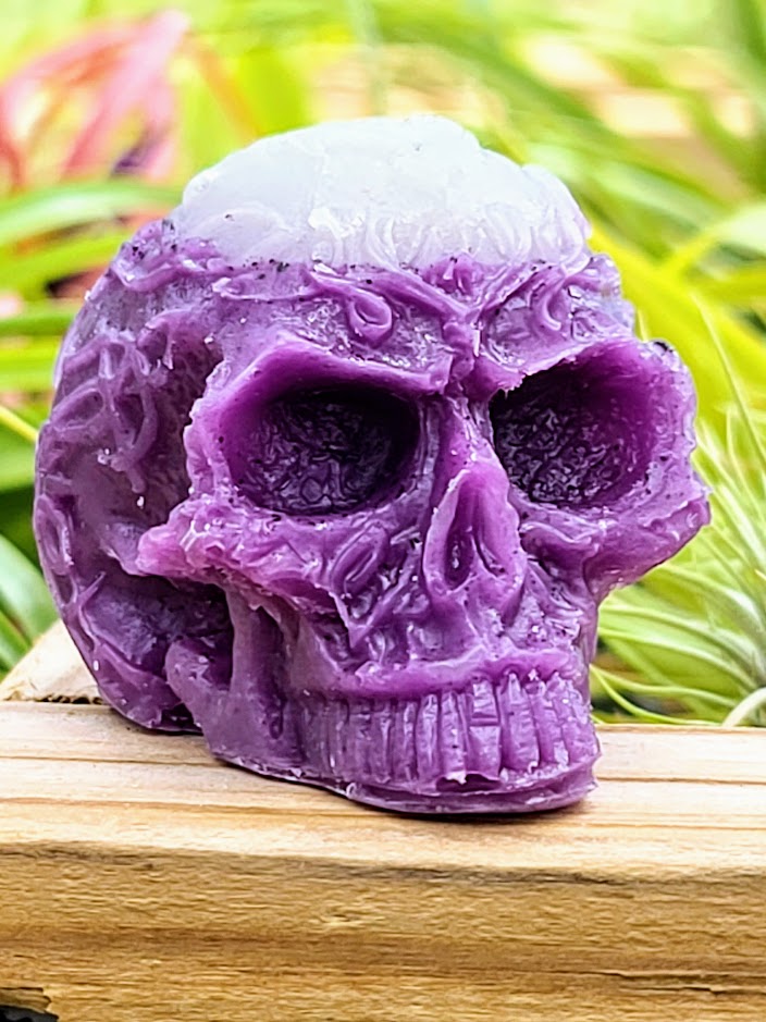Skull Luminous Carving
