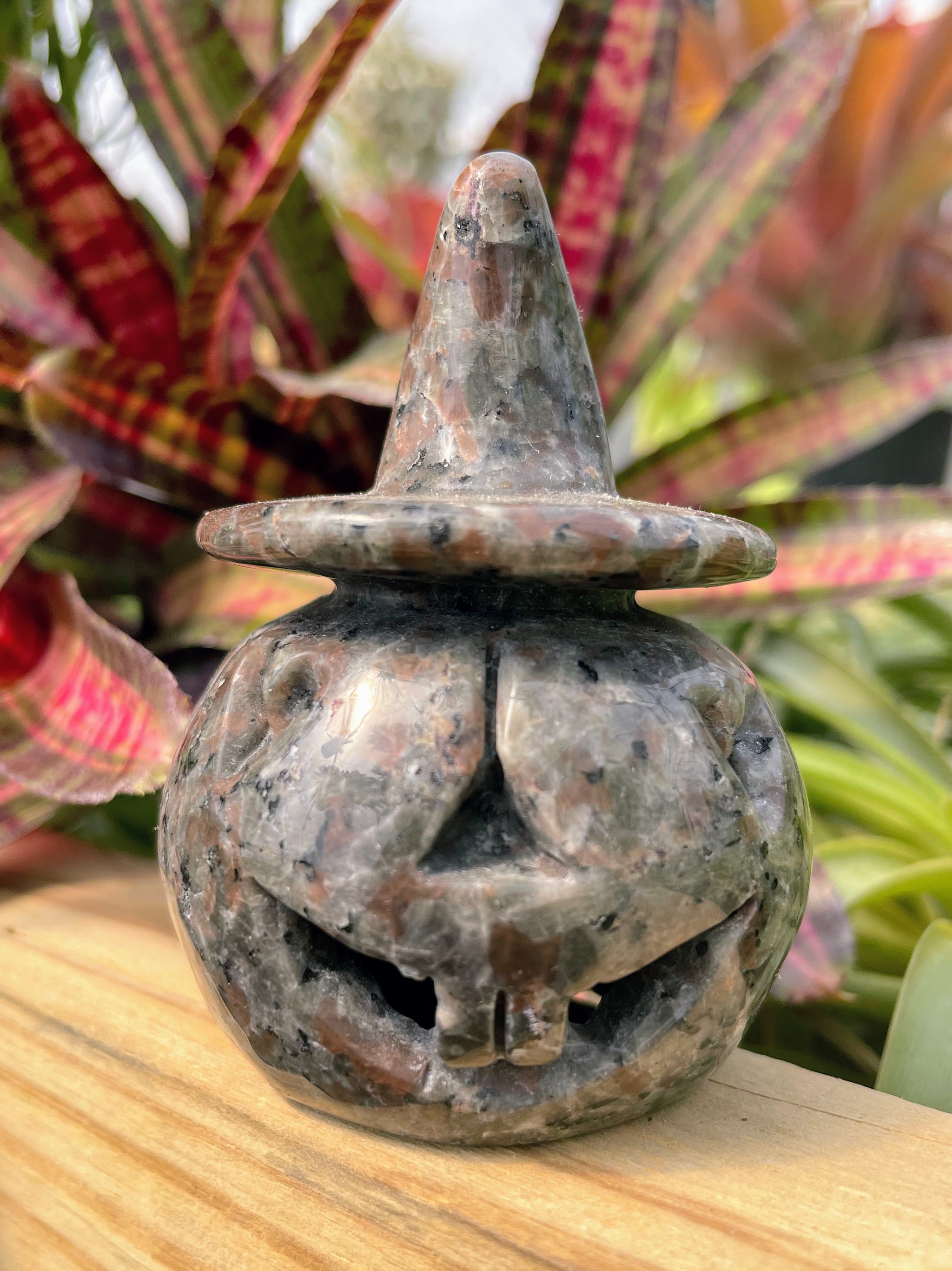 Yooperlite Jack-O'-Lantern Crystal Carving