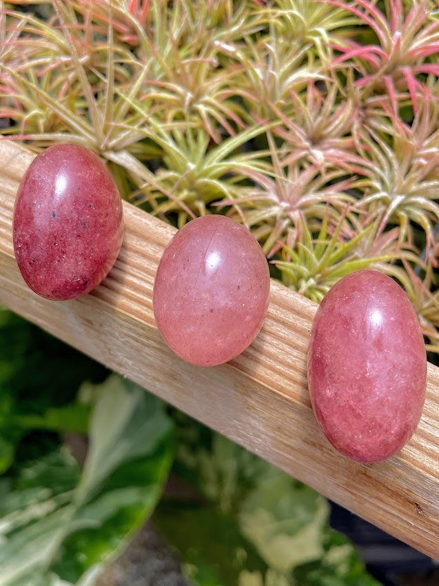 Strawberry Quartz Tumble