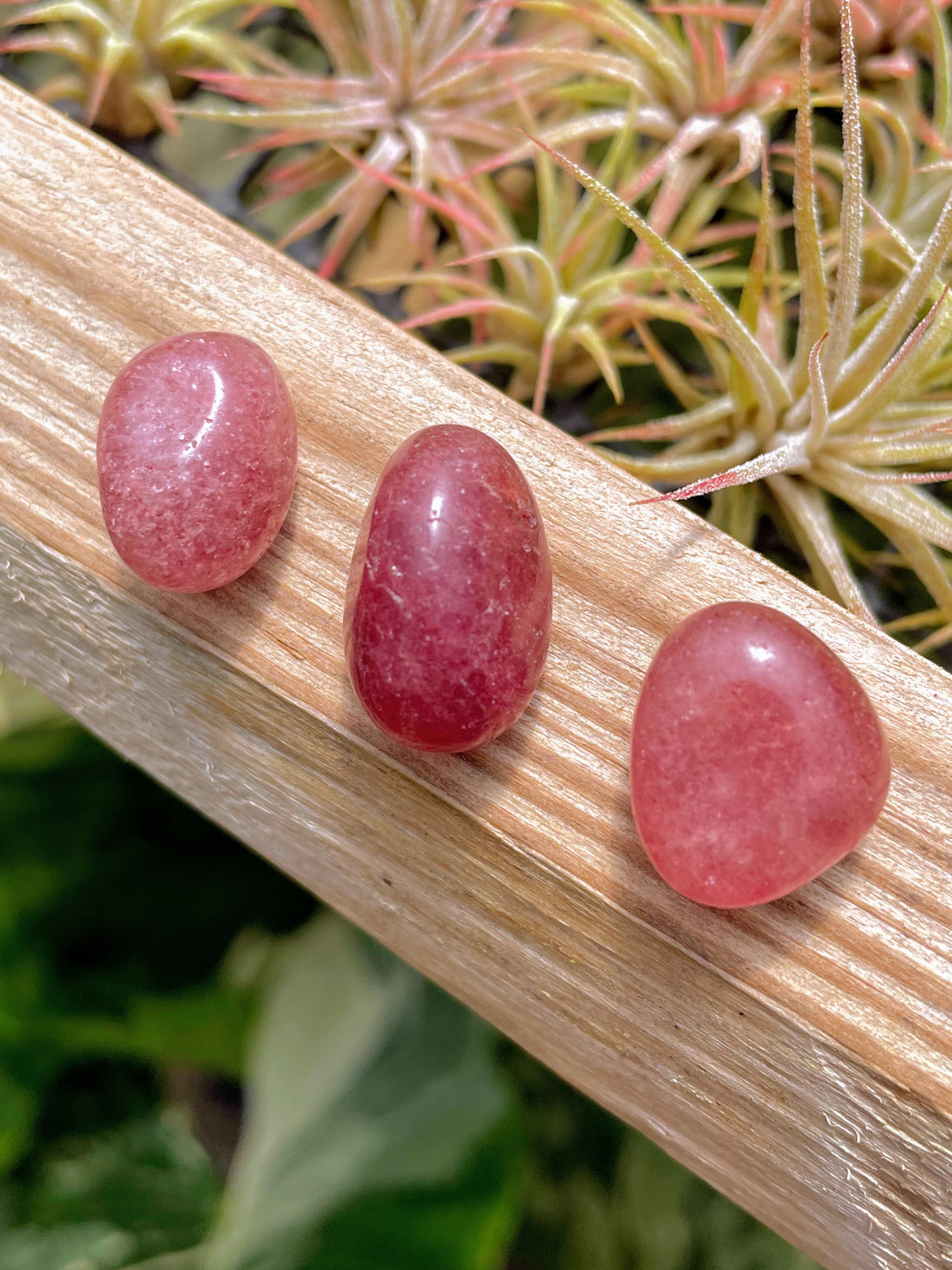 Strawberry Quartz Tumble
