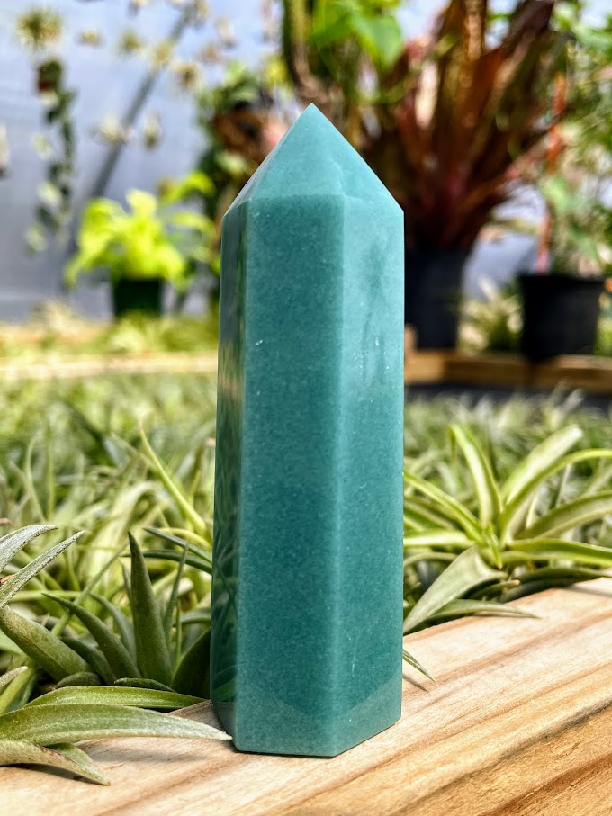 Blue Luminous Crystal Point