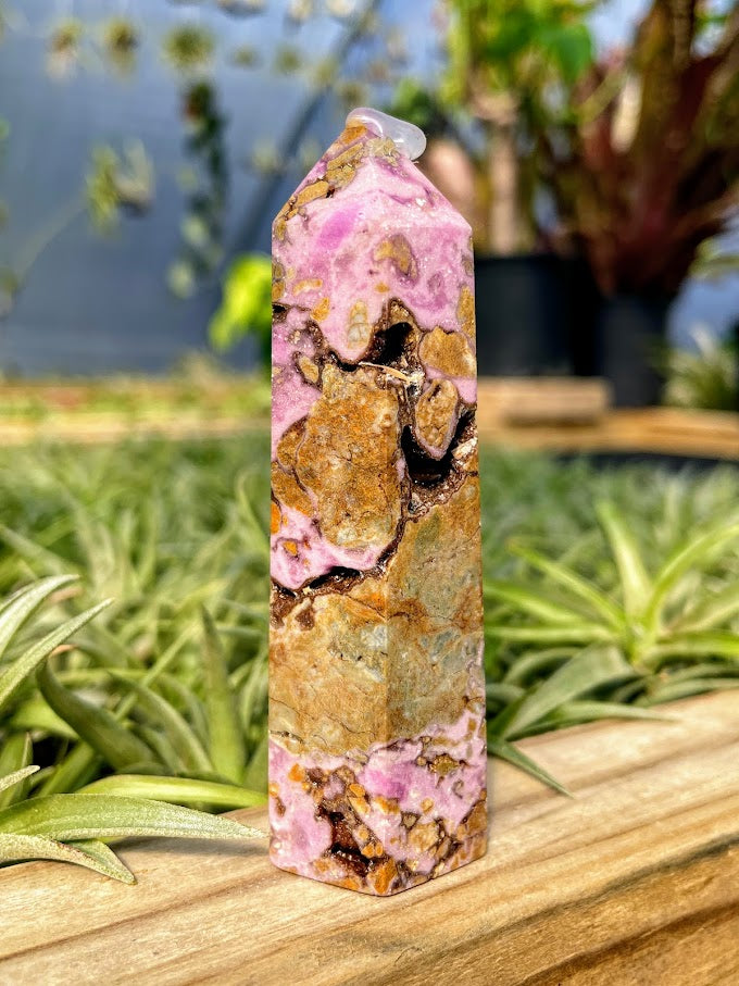 Phosphosiderite Crystal Point