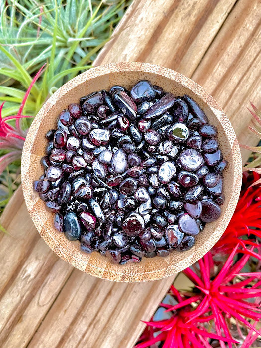 Garnet Crystal Chips 1/4 cup (4oz)