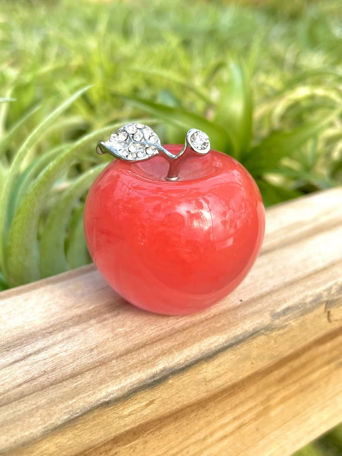 Smelt Quartz Apple Carving